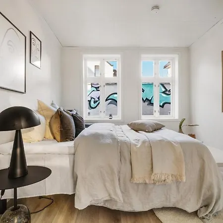 Cozy Hideaway With Private Balcony And Self Check In Apartment *