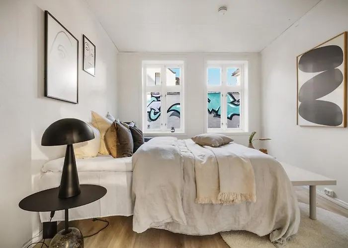 Cozy Hideaway With Private Balcony And Self Check In Daire *