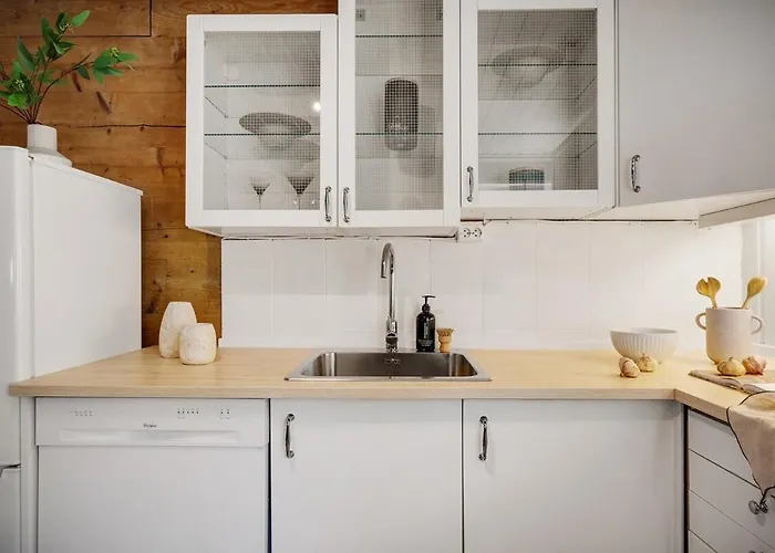 Cozy Hideaway With Private Balcony And Self Check In * Bergen